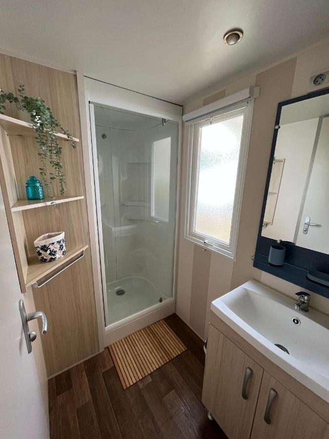 Mobil-Home Climatise Avec Piscine Aureilhan  Exterior foto